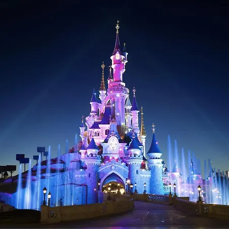 Disneyland-paris 8pers, 2 Parkings, Wifi, * Serris